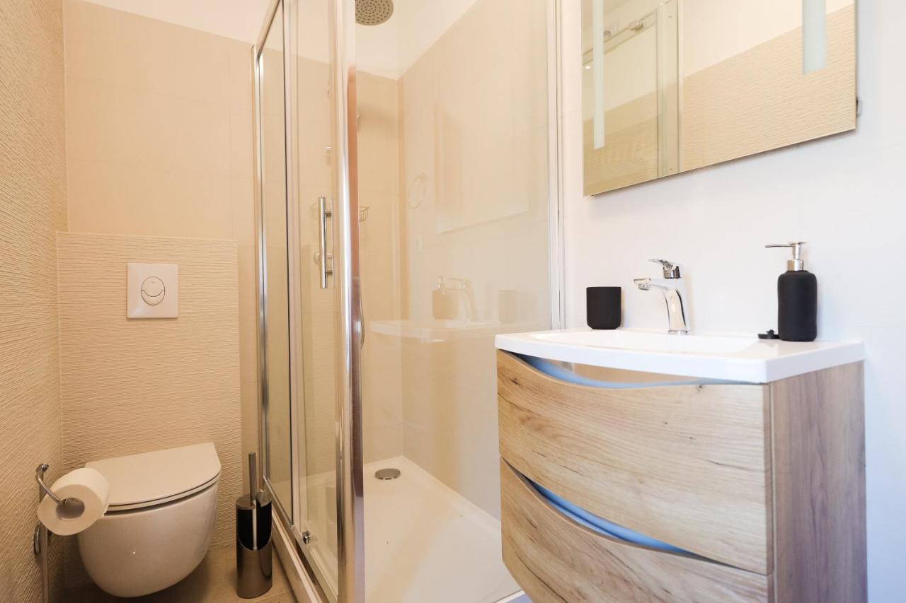 Holiday Home Mare Petrcane Exterior foto
